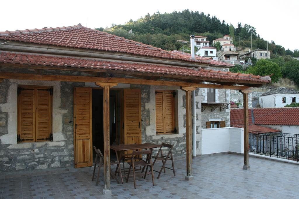 Maleatis Apollo Guesthouse Kosmás Екстериор снимка